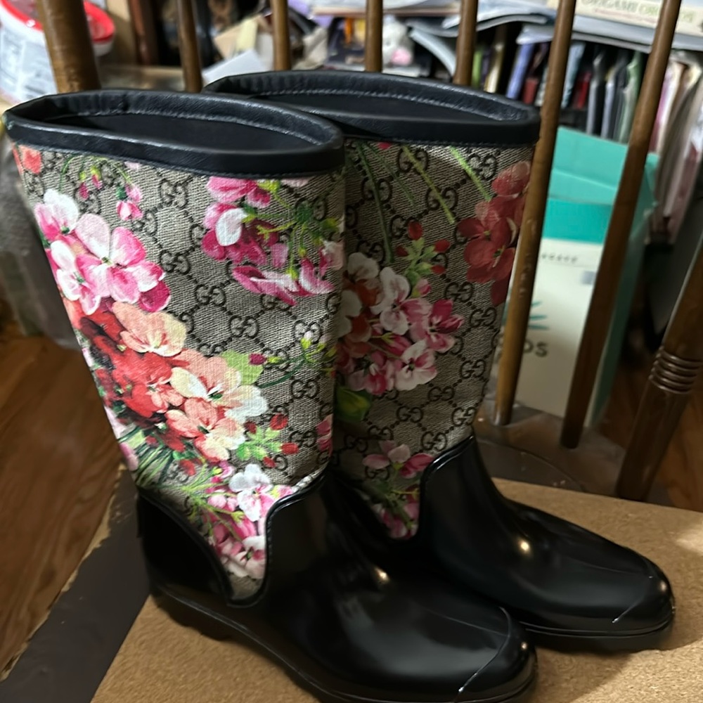 Pristine Gucci Prato Gg Blooms Rain Boot - Picture 5 of 10